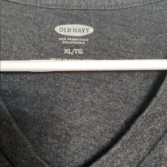 Gray v-neck t-shirt - Picture 2 of 2